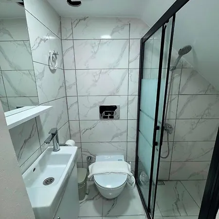 Villa White House